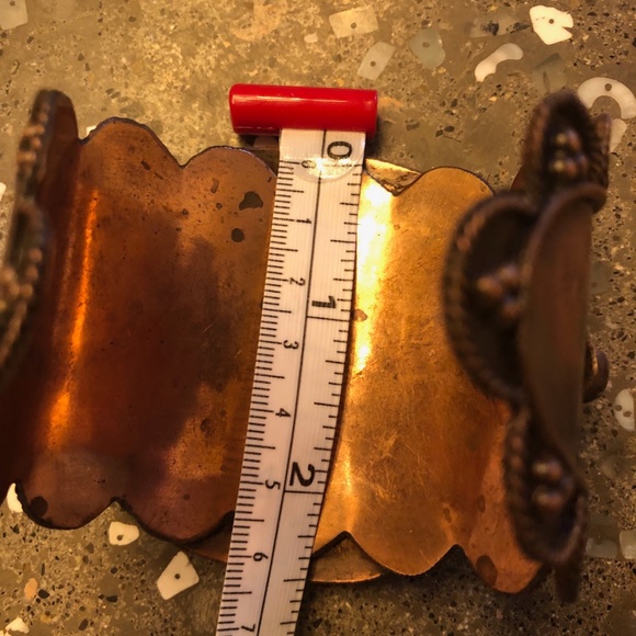 Copper color wide cuff bracelet with ivory color stones - Picture 4 of 11